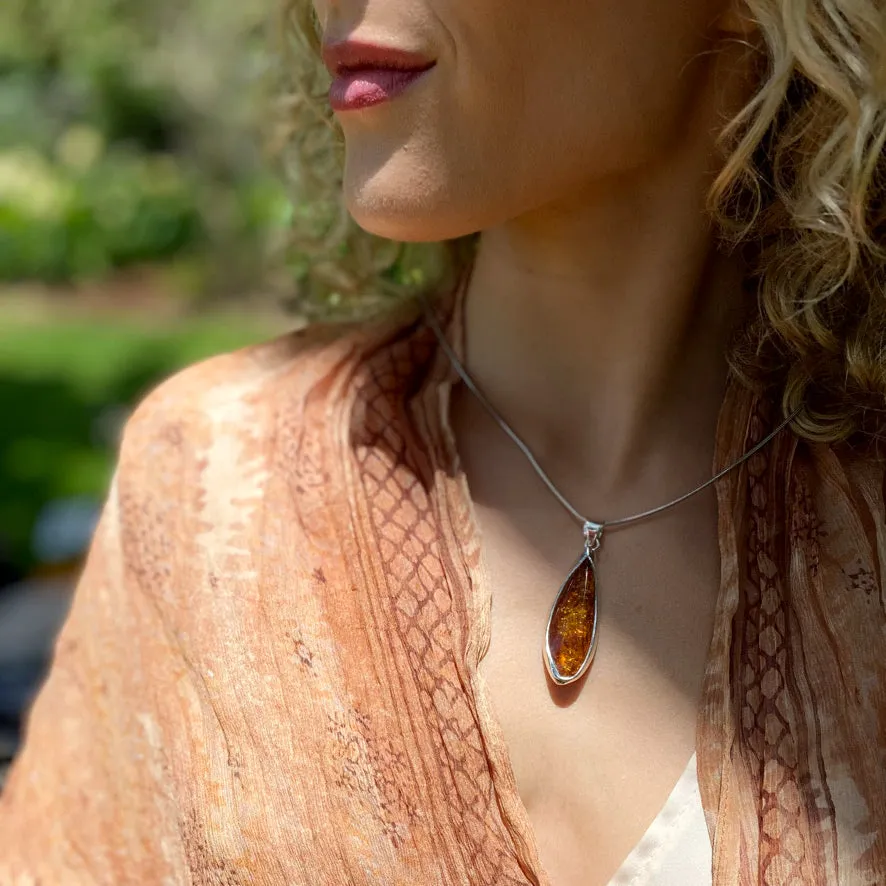 Amber Pendant - Contour