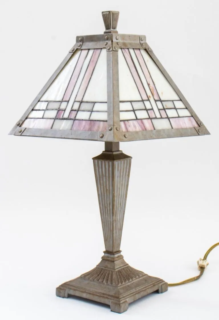 Art Deco Style Slag Glass Table Lamp