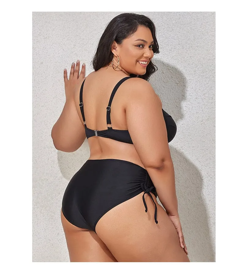 Biquini plus size con lazadas fruncidas