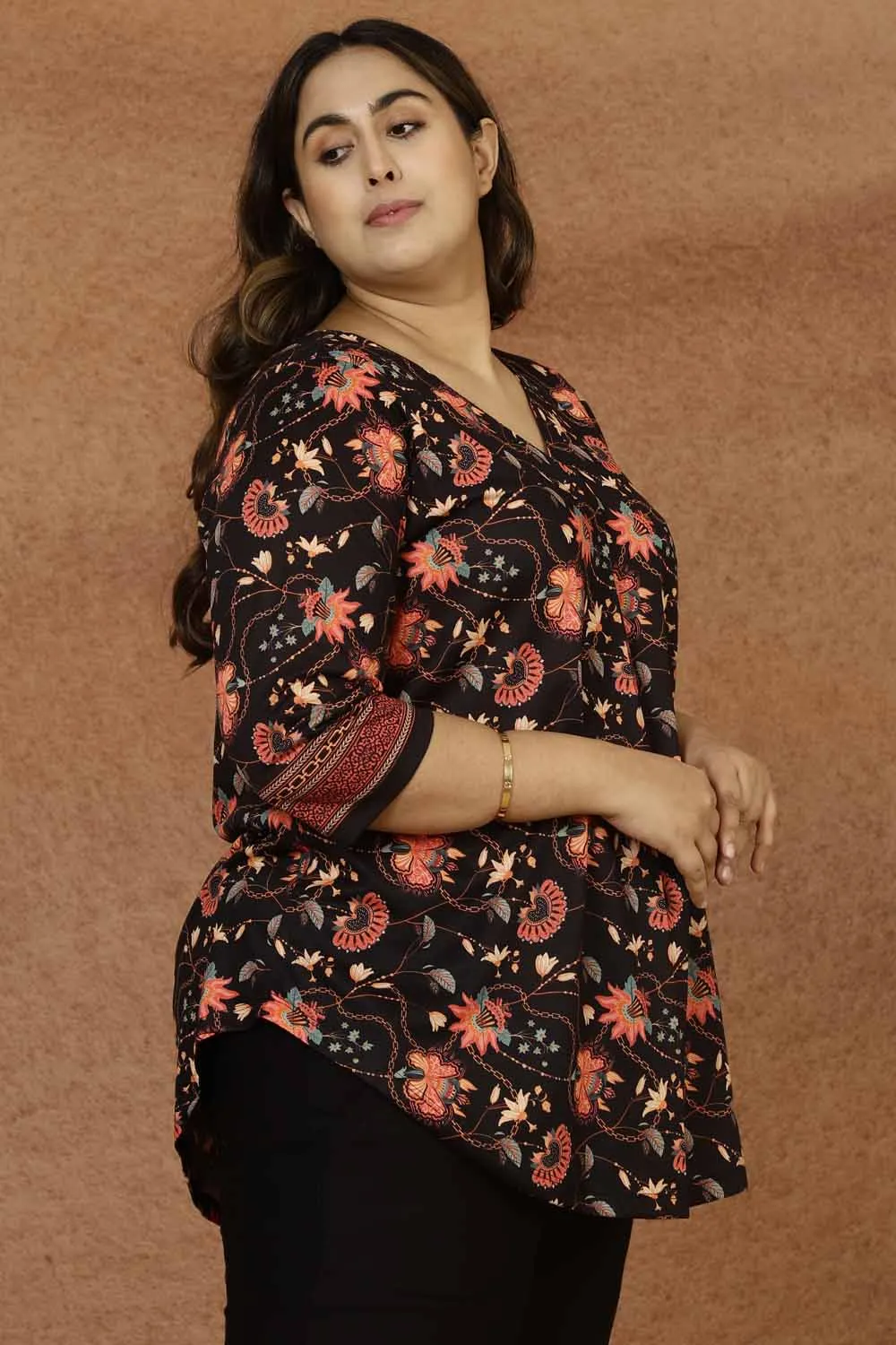 Black Luxe Floral Plus Size Top