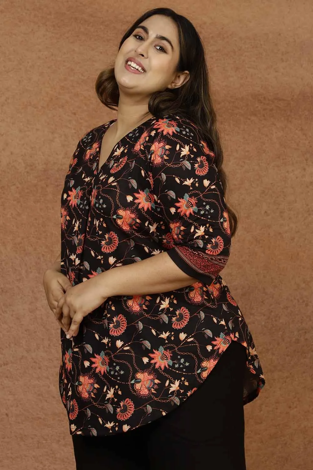 Black Luxe Floral Plus Size Top