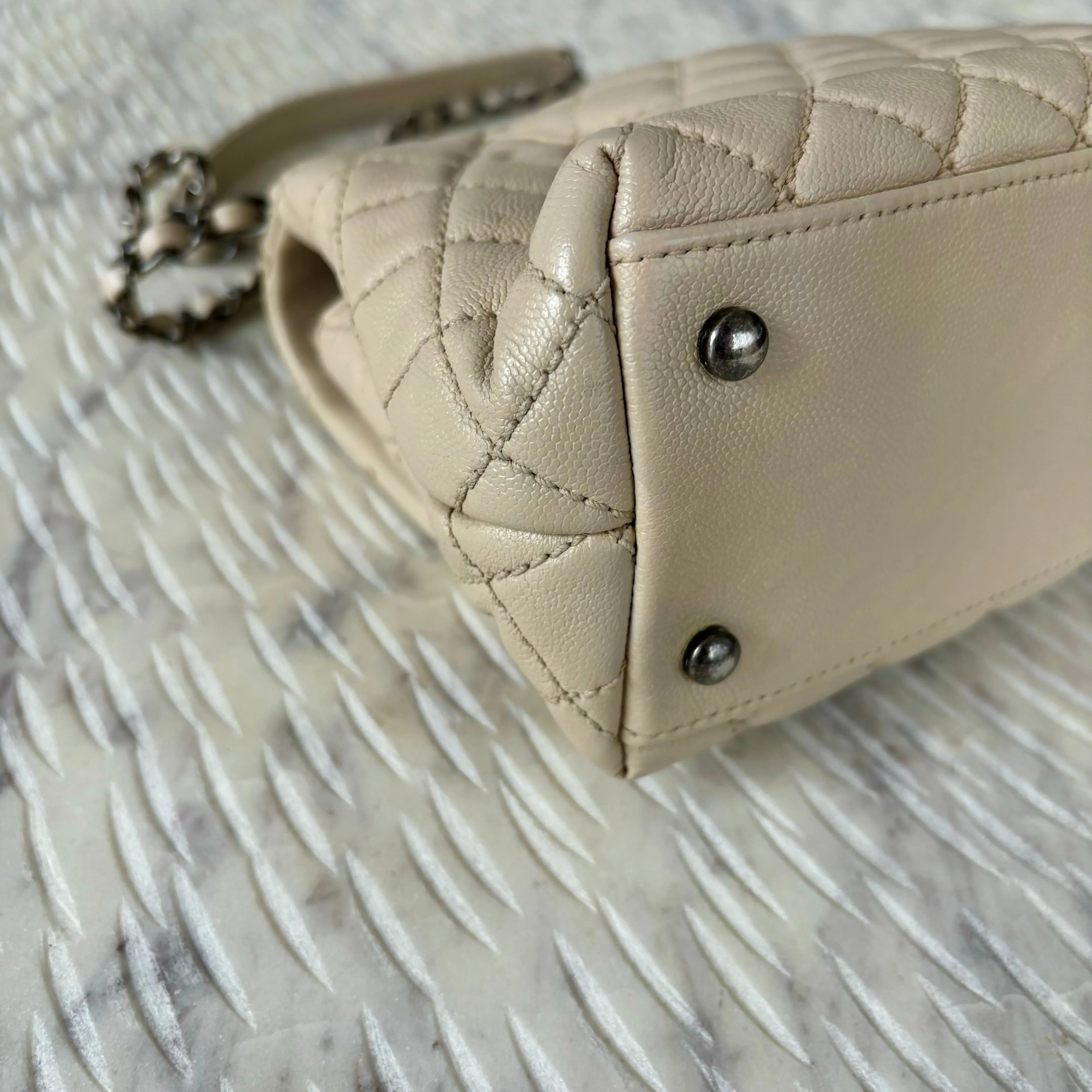 CHANEL Caviar Quilted Medium Coco Handle Flap Light Beige