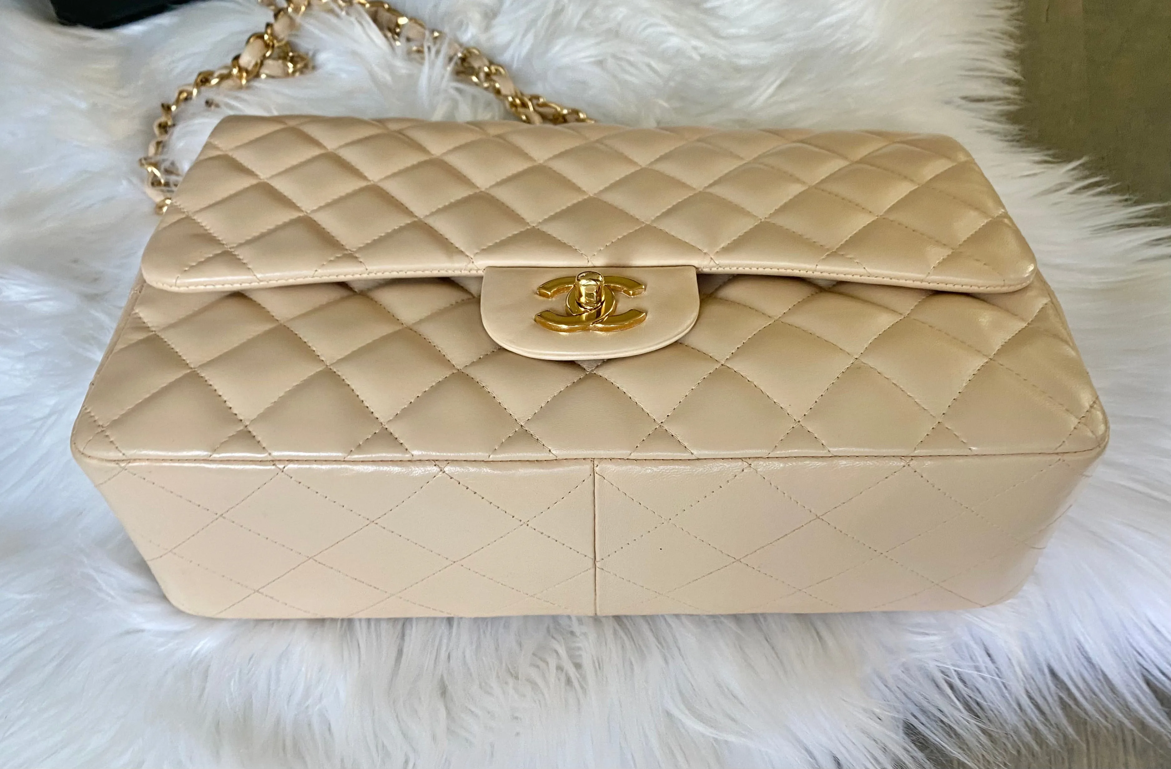 Chanel classic flap bag