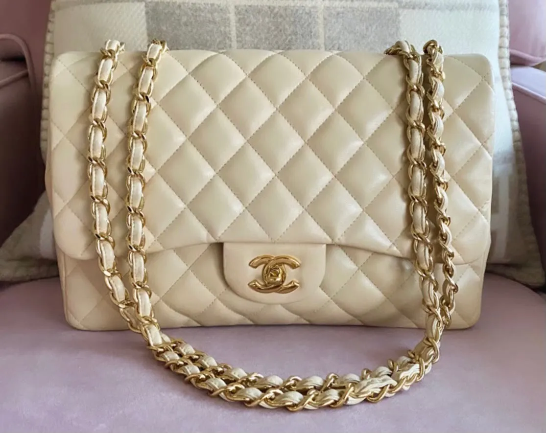 Chanel classic flap bag