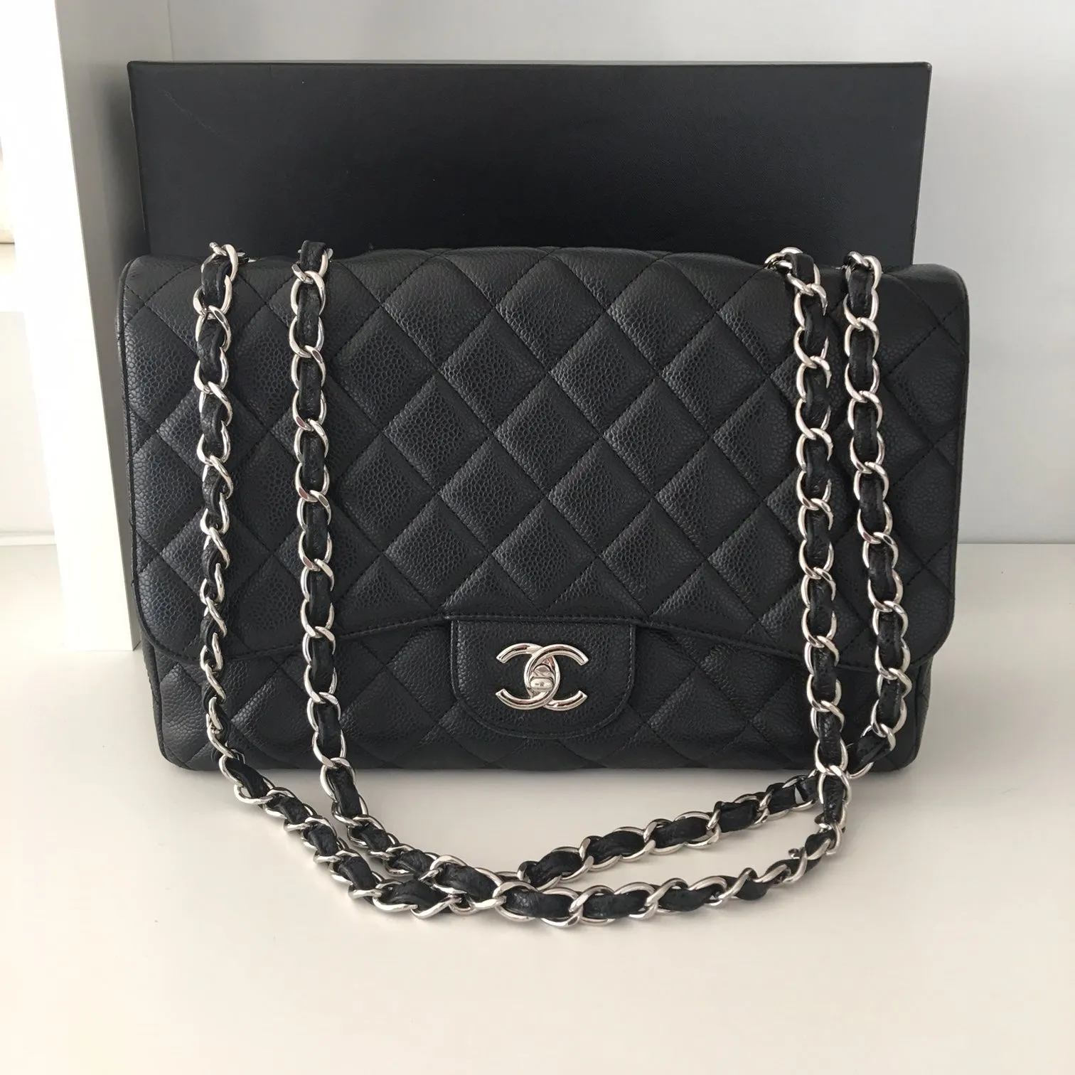 Chanel classic flap