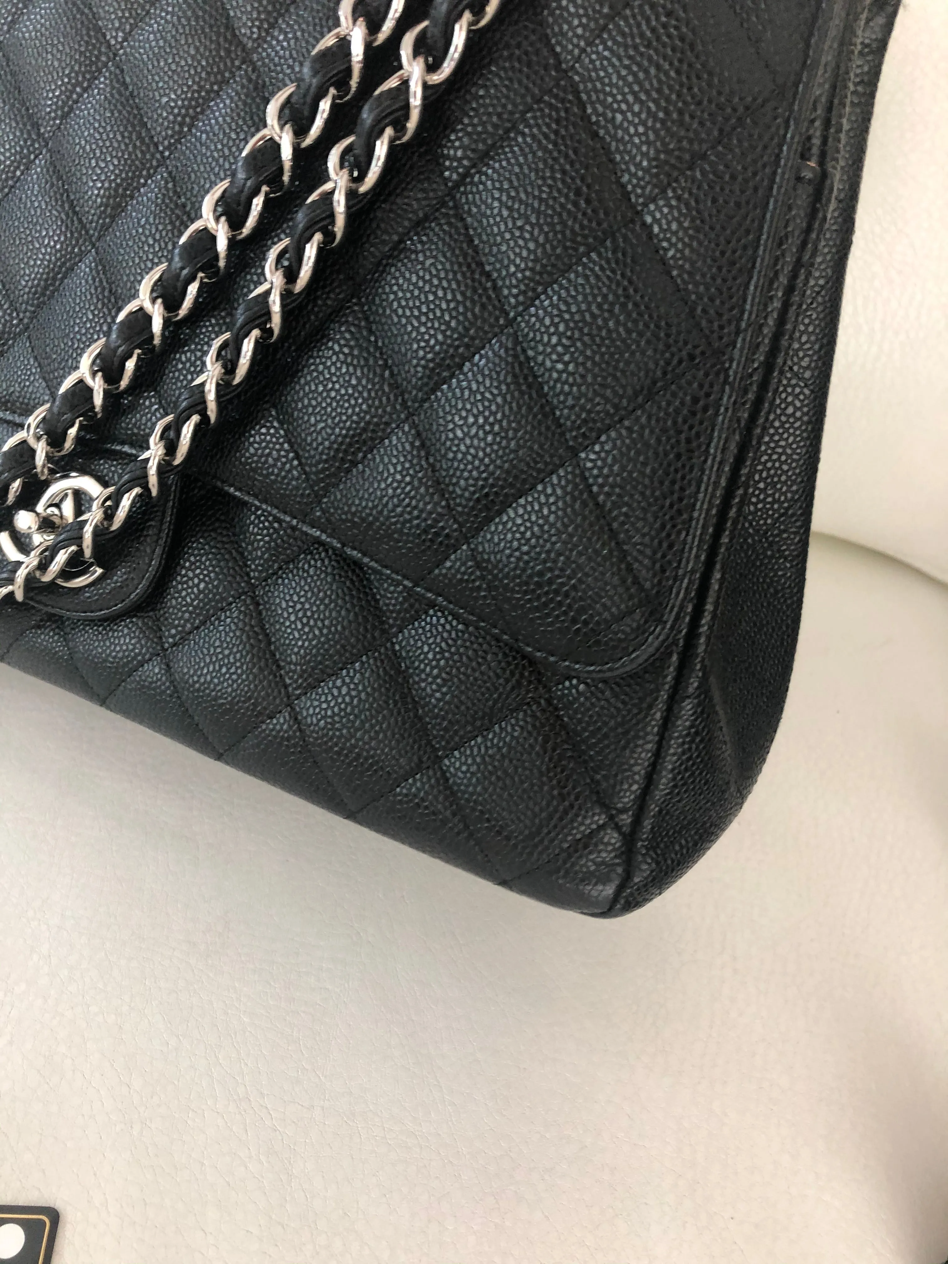 Chanel classic flap.maxi