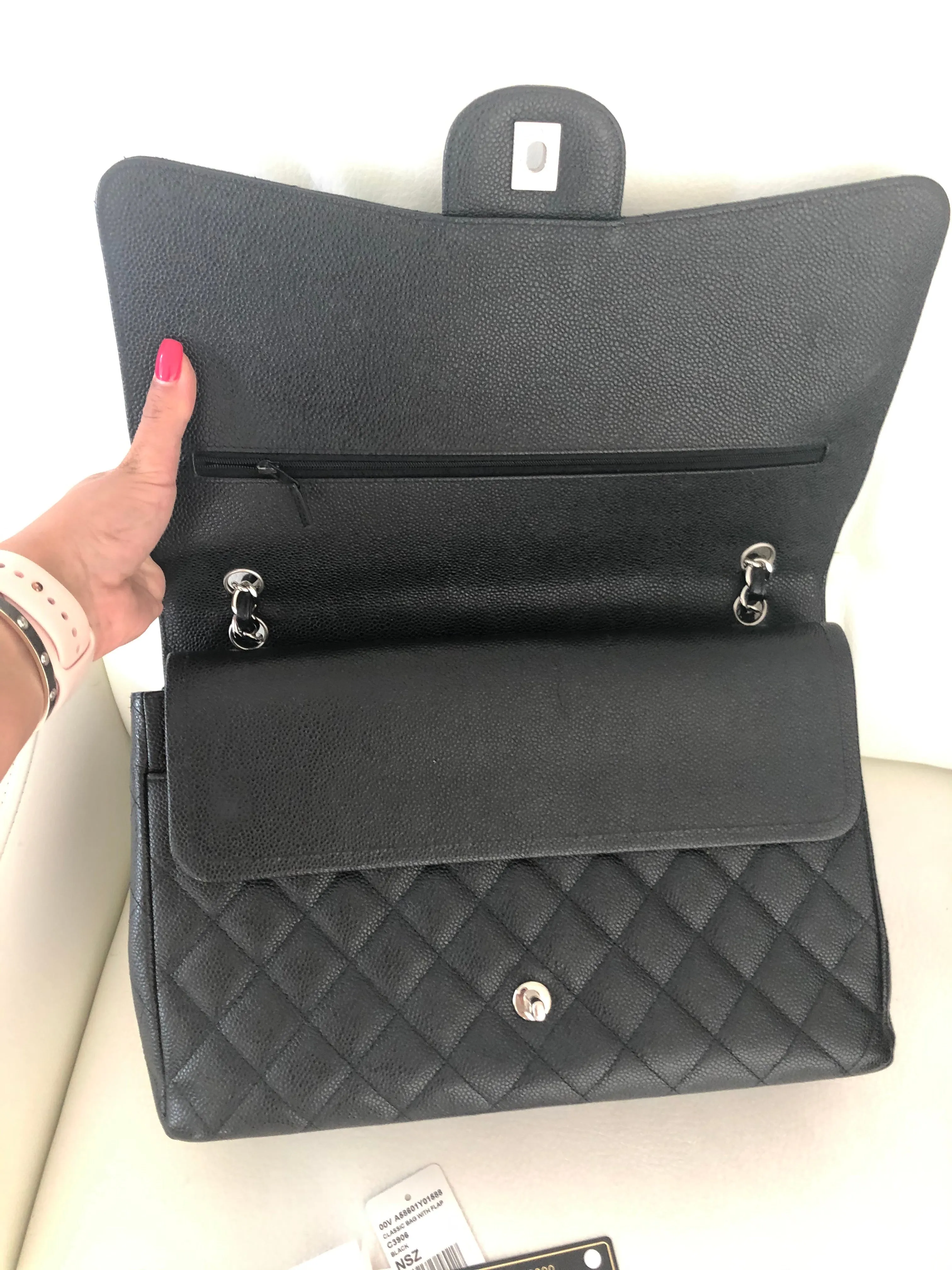 Chanel classic flap.maxi