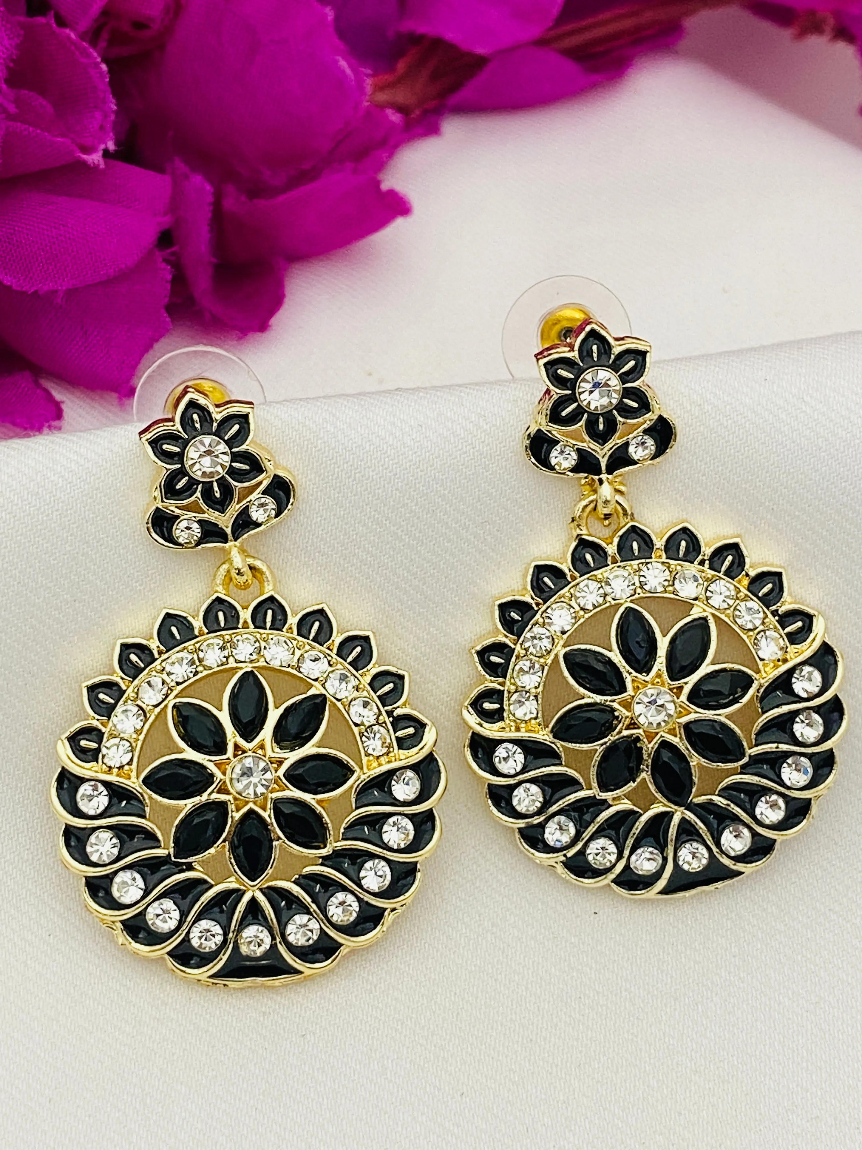 Elegant Gold Plated Kundan Dangler Earrings