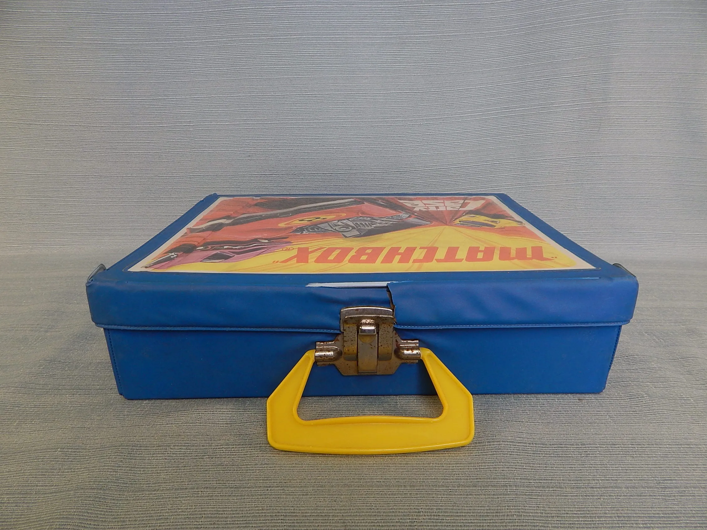 Hot Wheels Collection with Carrying Case - 29 Vehicles