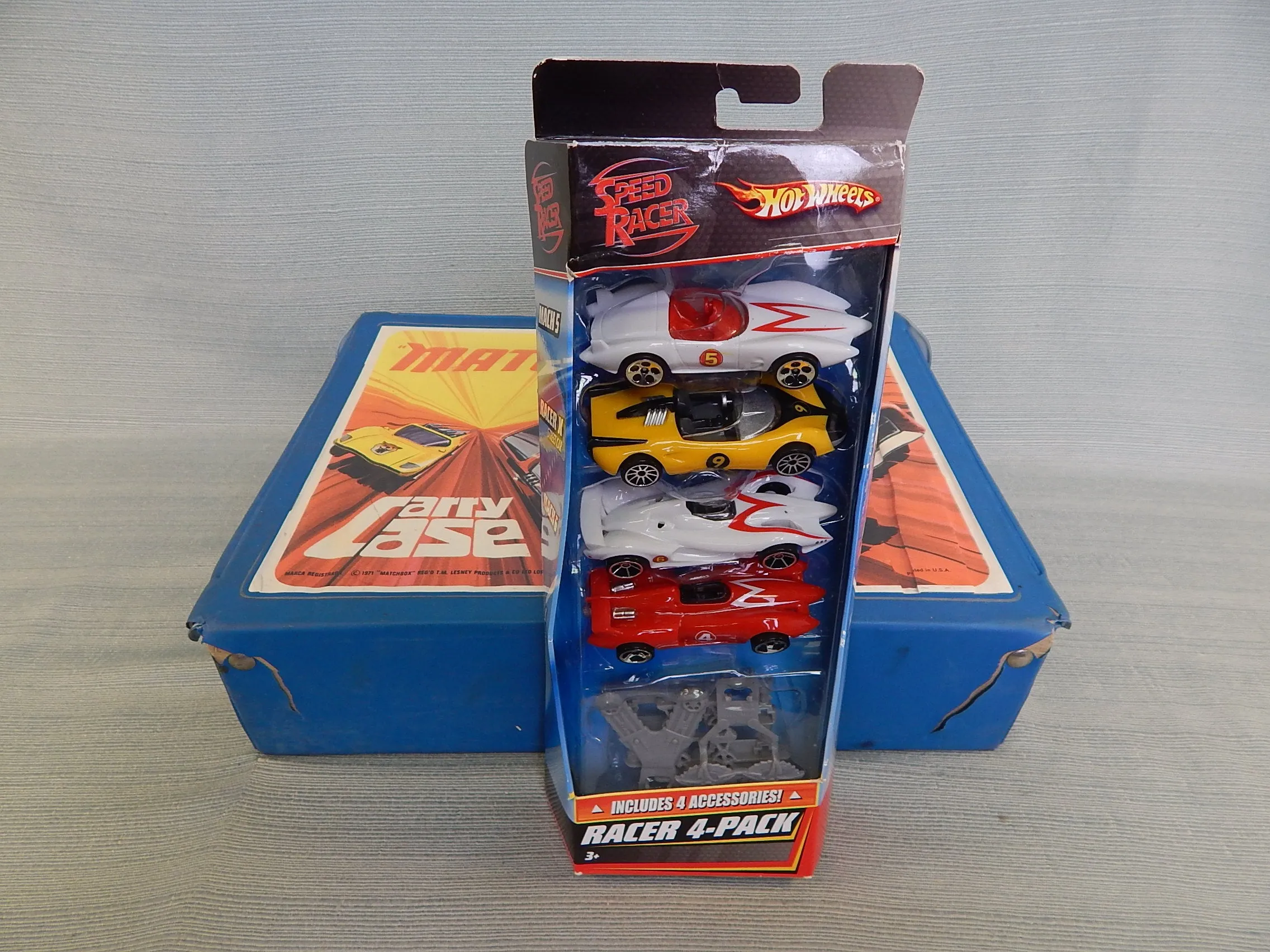 Hot Wheels Collection with Carrying Case - 29 Vehicles