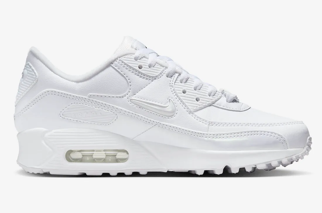 Nike Women's Air Max 90 SE Just Do It Shoes - All White