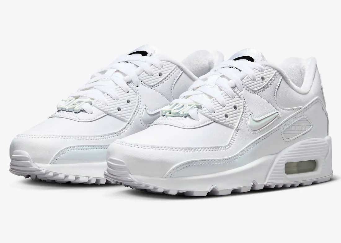 Nike Women's Air Max 90 SE Just Do It Shoes - All White