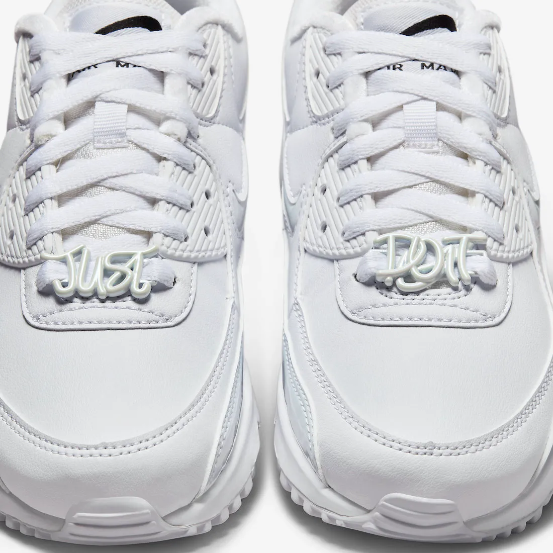 Nike Women's Air Max 90 SE Just Do It Shoes - All White