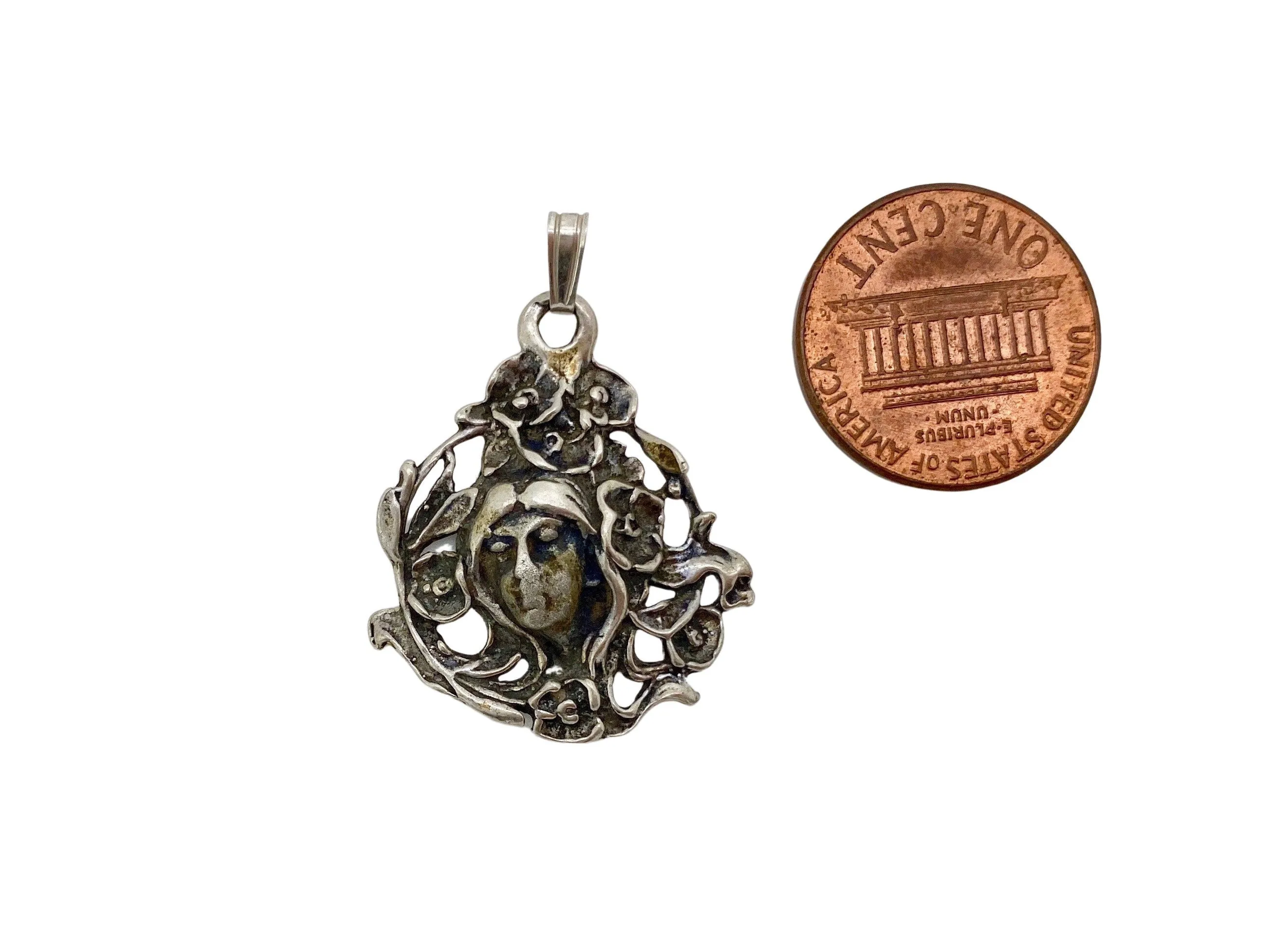 V I N T A G E // fierce in florals / 1970s art nouveau revival floral goddess / sterling silver pendant